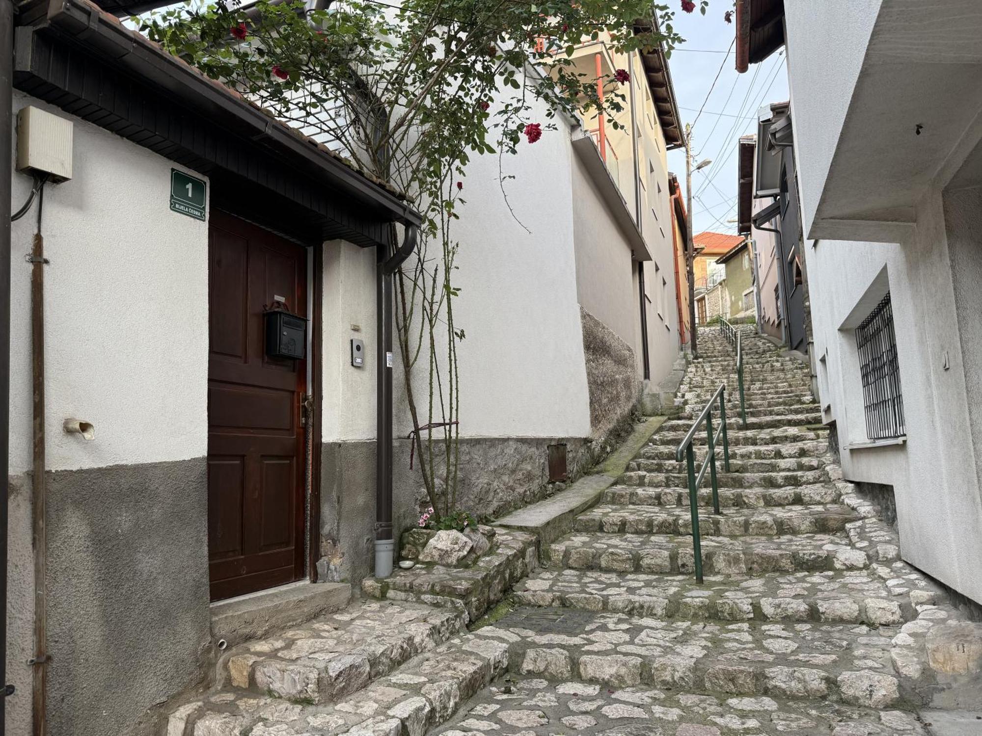Apartment Yasmin - Your Window To Sarajevo