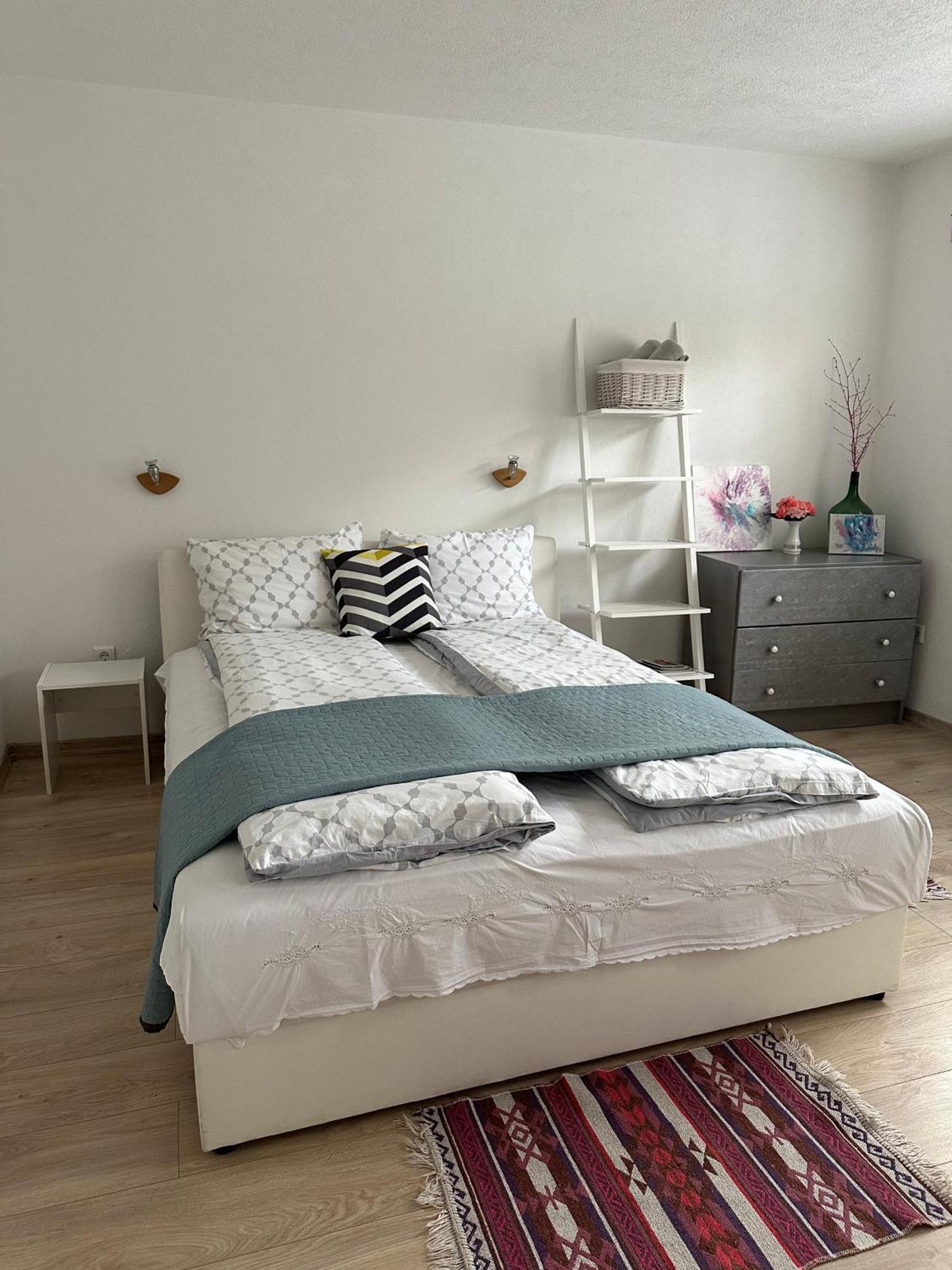 Apartment Yasmin - Your Window To Sarajevo